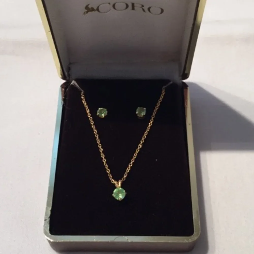 🌟HP🌟Coro Peridot Pendant & Studs - Picture 2 of 7